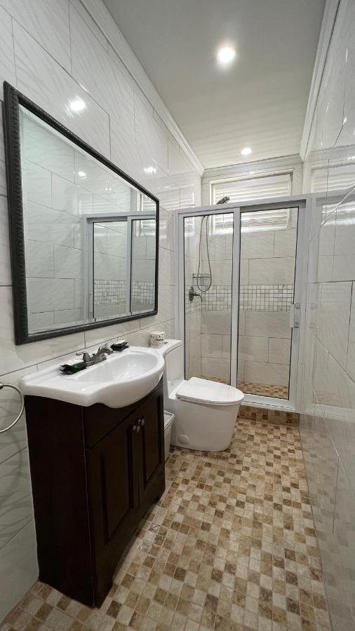 Отель Stonetrail Arnos Vale Экстерьер фото